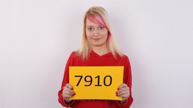Petra – Czech Casting 7910