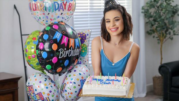 Sis Loves Me: Loving The Birthday Boy – Aria Valencia