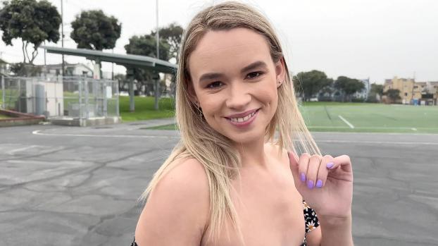Bang Real Teens: Chloe Carter Fucks In Public – Khloe Kingsley