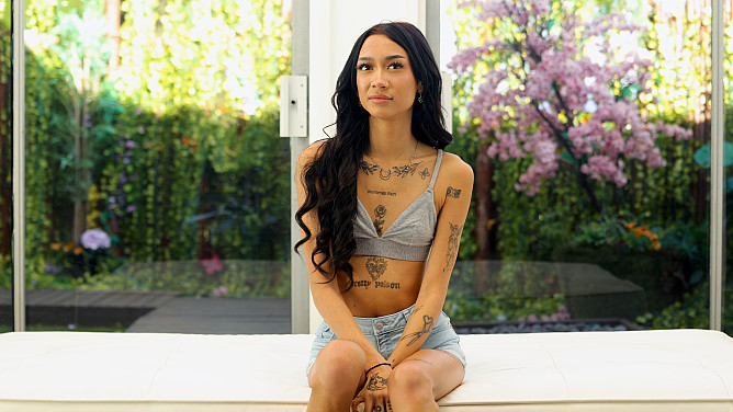 Net Video Girls: OMG The Latest NVG – Katie
