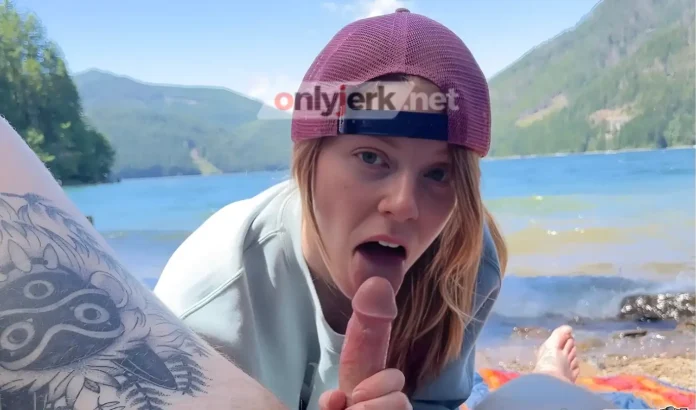 OnlyFans TheIvoryFox – Outdoor POV Sex By The Lake