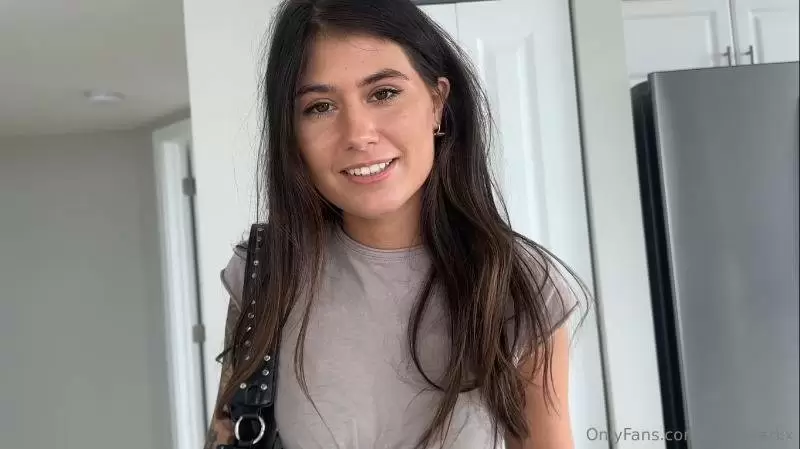 OnlyFans Charlotte Mae – The Girlfriend Experience