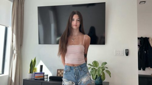 FantasyPOV: Hot Stepsister Persuades Me To Borrow My Car – Sophie Tyler