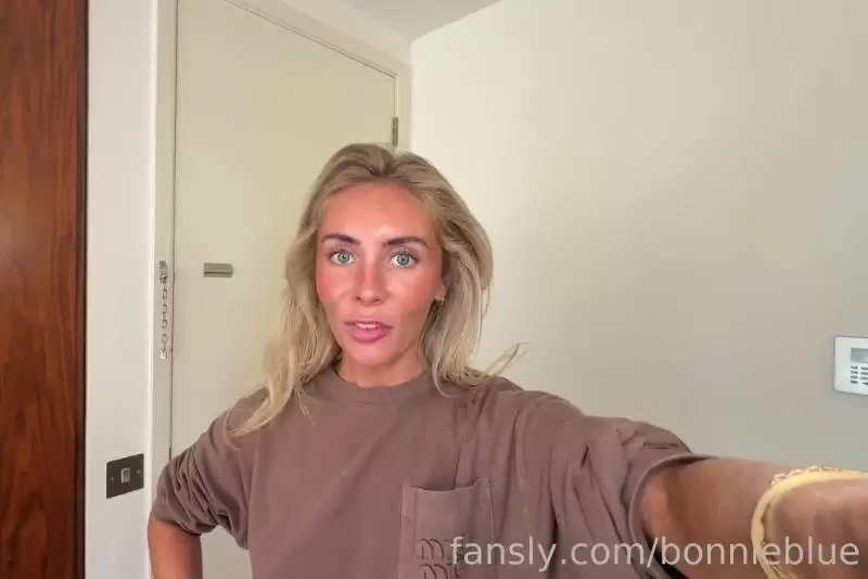 OnlyFans Bonnie Blue Fucks Virgin Fresher